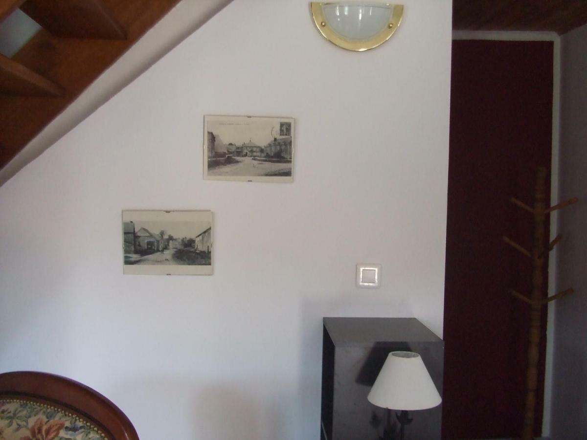 Gite Les Bois Georges Bossus-Les-Rumigny Kültér fotó